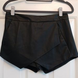 Express pleather skort